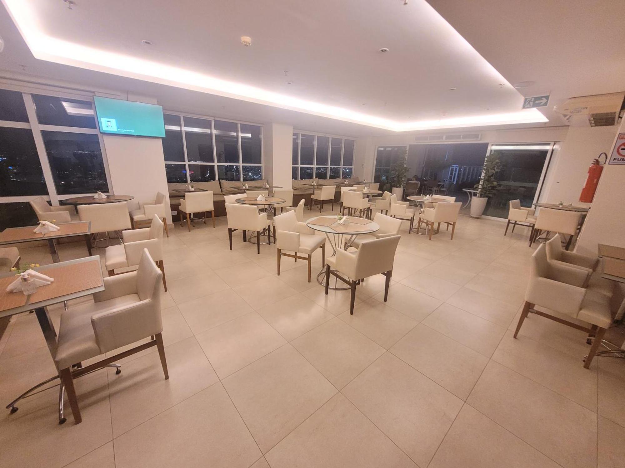 Saint Moritz Express Vista Esplanada By Rei Dos Flats Hotel Brasilia Exterior photo